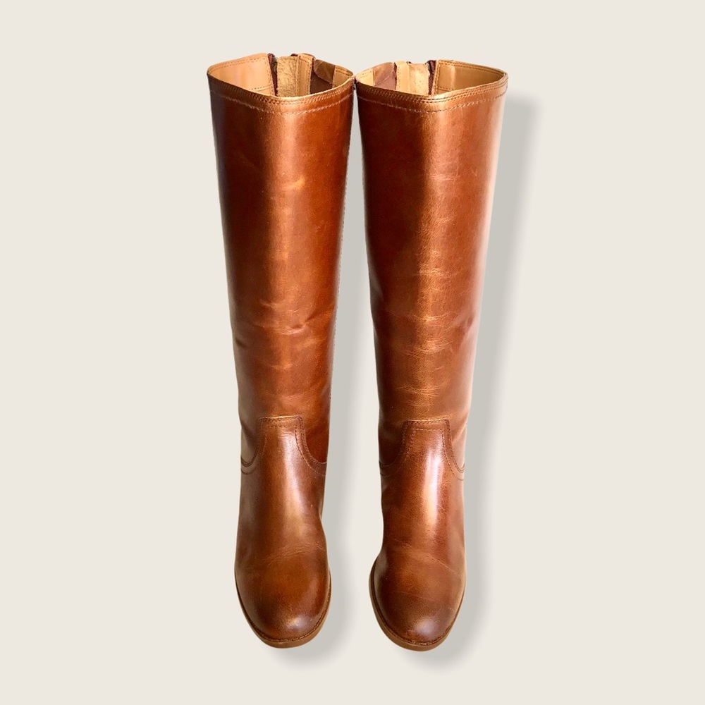 $399 Frye Jolie Back Zip Cognac Knee High Zip Up Round Toe Real Leather Boots - Picture 6 of 16